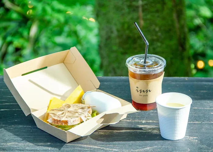 泊まれる公園 Inn The Park